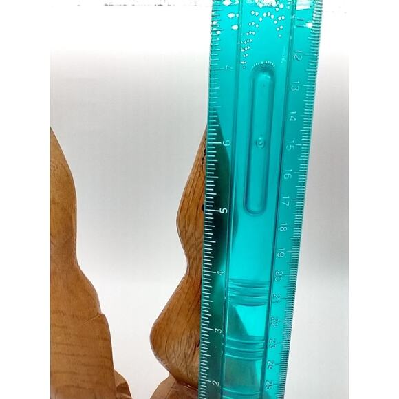 Vintage Hand Carved Wooden Egret Bird Sculptures – Pair of Mid-Century Figurines - Picture 10 of 11